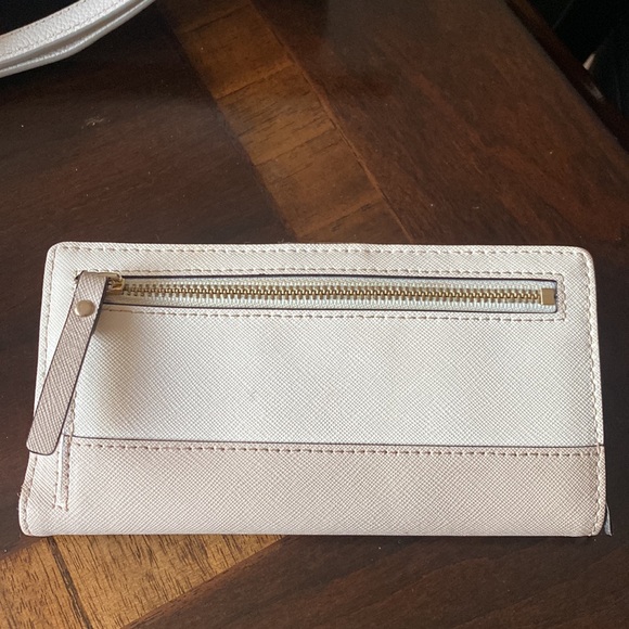 Kate Spade Wallet - Picture 3 of 6